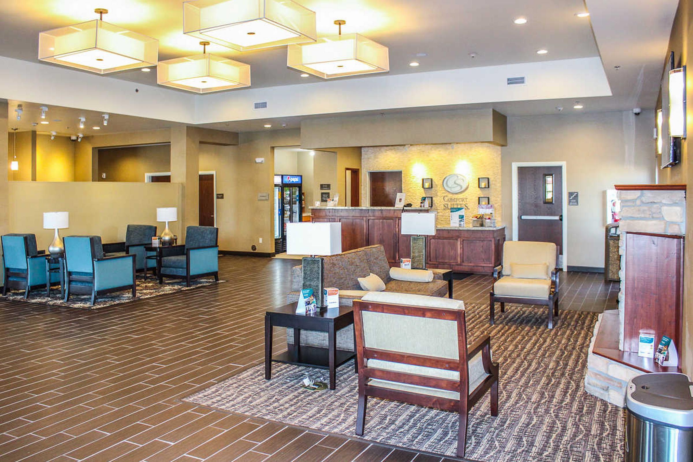Comfort Suites University Brookings Dış mekan fotoğraf