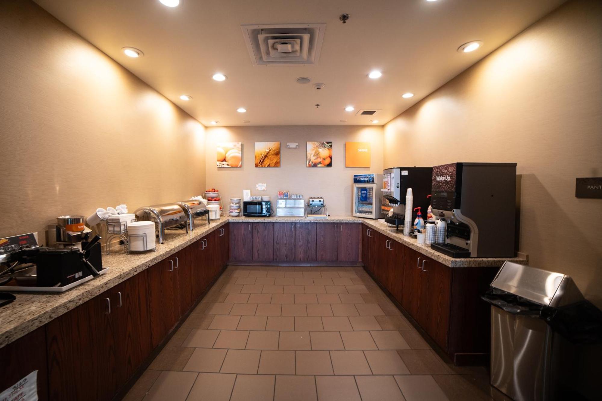 Comfort Suites University Brookings Dış mekan fotoğraf