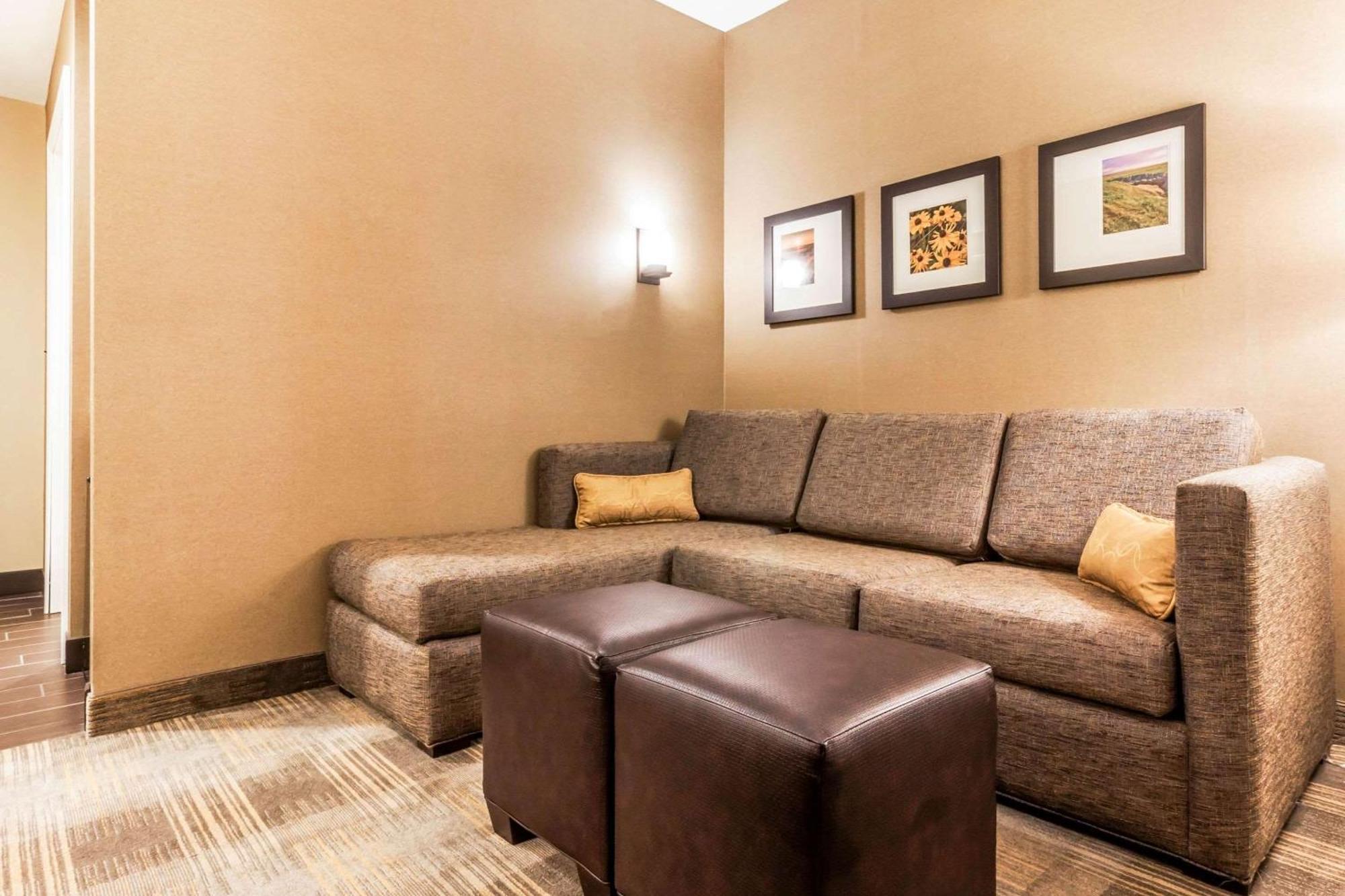 Comfort Suites University Brookings Dış mekan fotoğraf