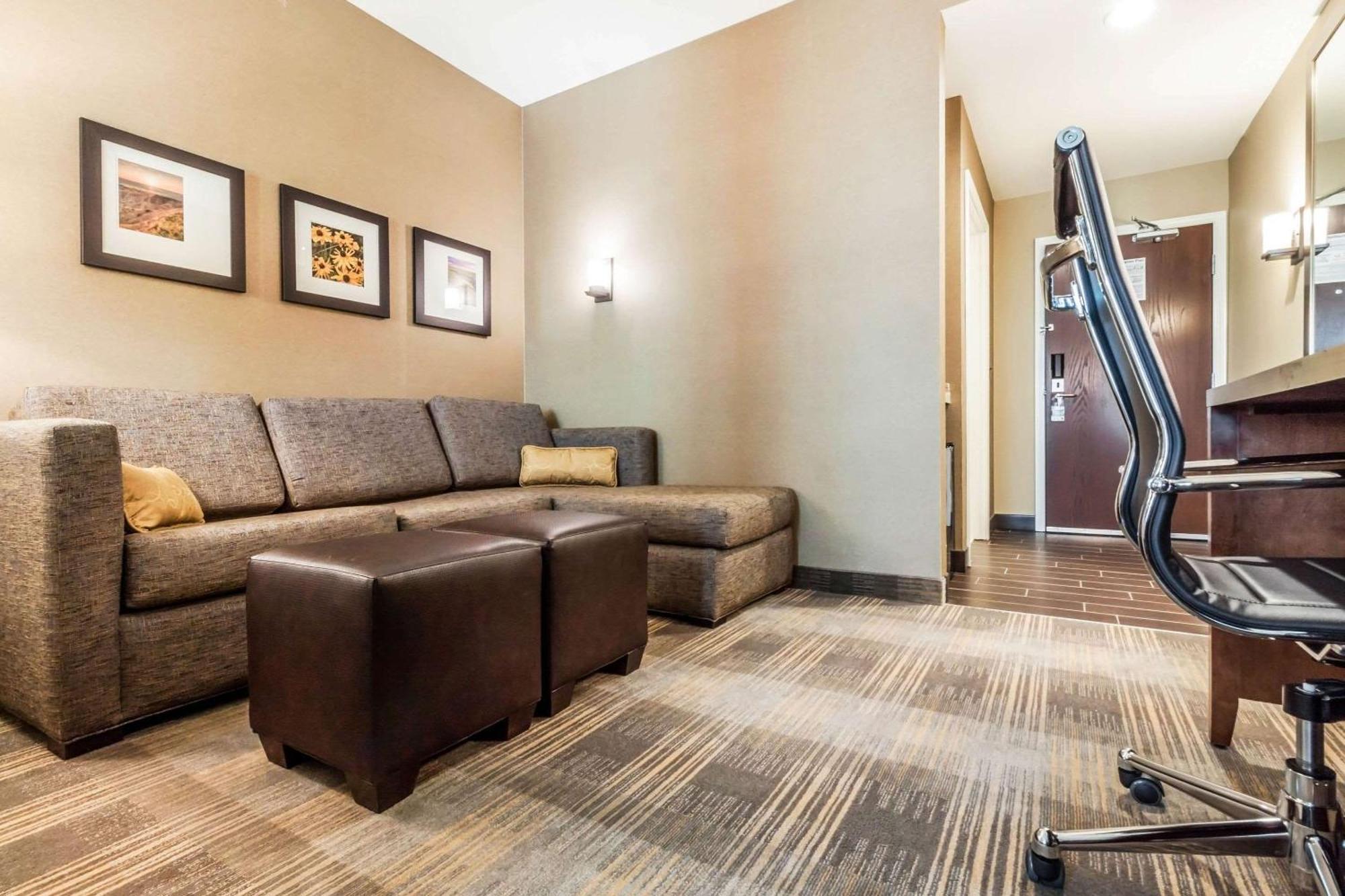 Comfort Suites University Brookings Dış mekan fotoğraf